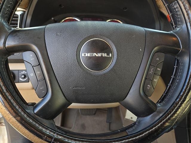 2011 GMC Acadia Denali