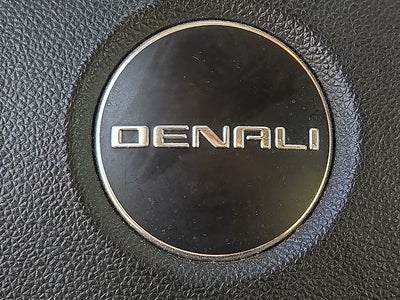 2011 GMC Acadia Denali