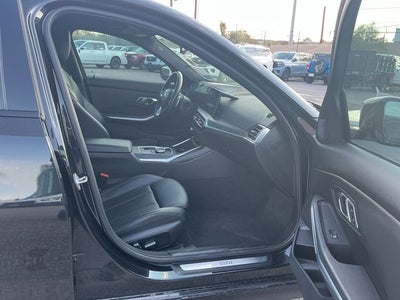 2023 BMW 3 Series 330i