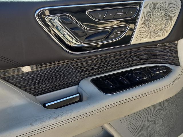 2019 Lincoln Navigator Black Label