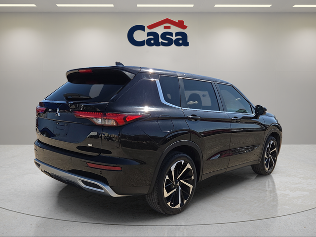 2022 Mitsubishi Outlander SE