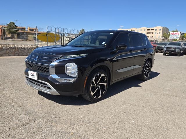 2022 Mitsubishi Outlander SE