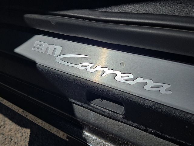 2020 Porsche 911 Carrera