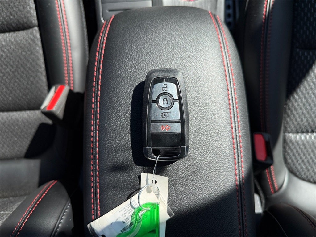 2025 Ford Escape Hybrid ST-Line