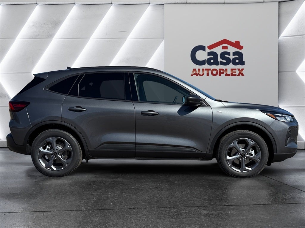 2025 Ford Escape Hybrid ST-Line