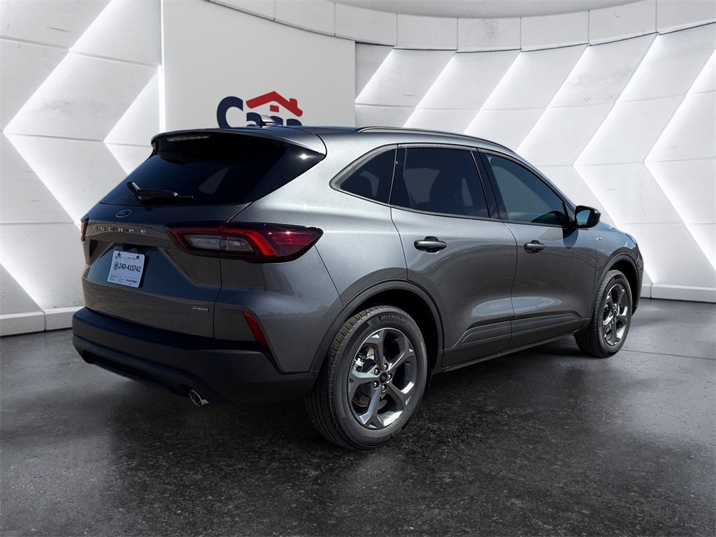 2025 Ford Escape Hybrid ST-Line
