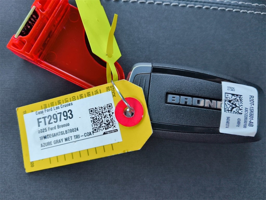 2025 Ford Bronco Base