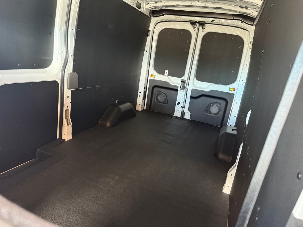 2027 Ford Transit-250 Base