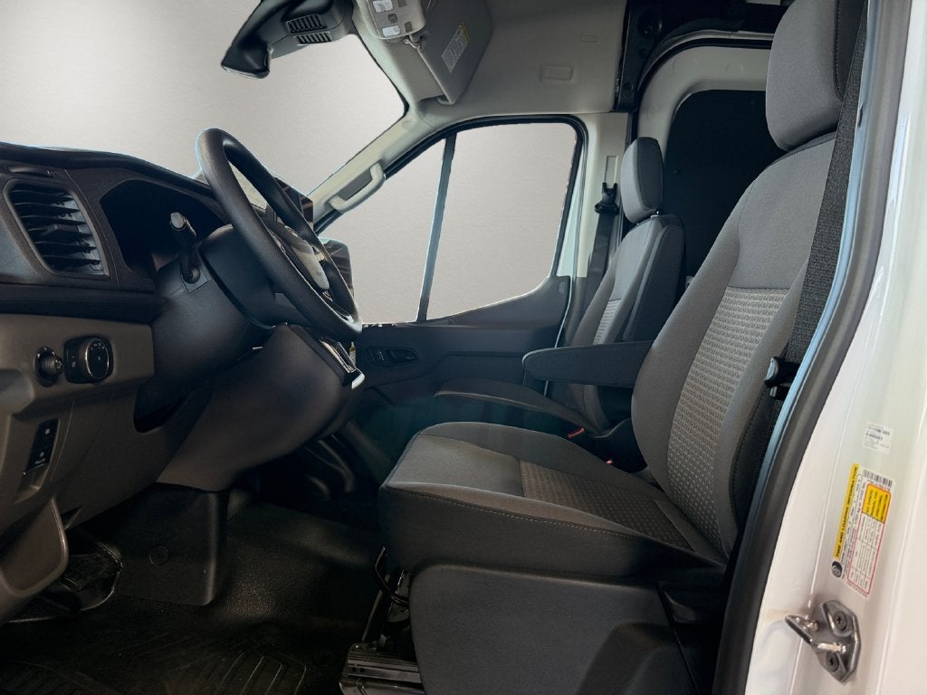 2027 Ford Transit-250 Base