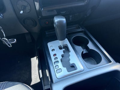 2014 Nissan Titan SV