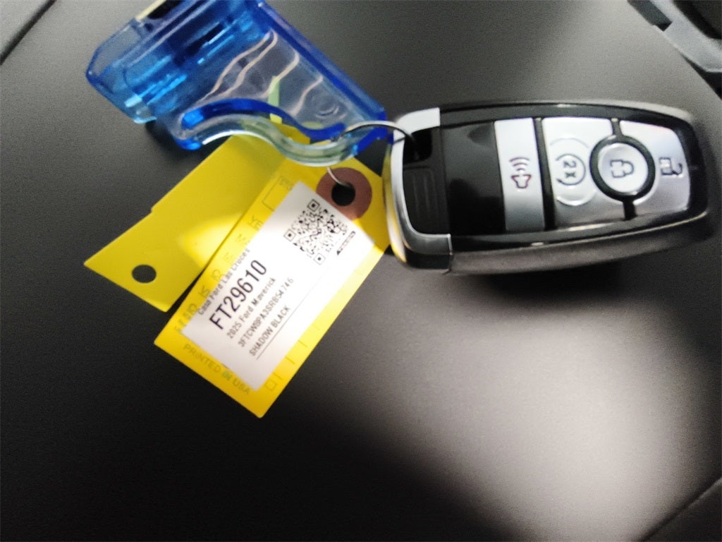 2025 Ford Maverick Lobo High