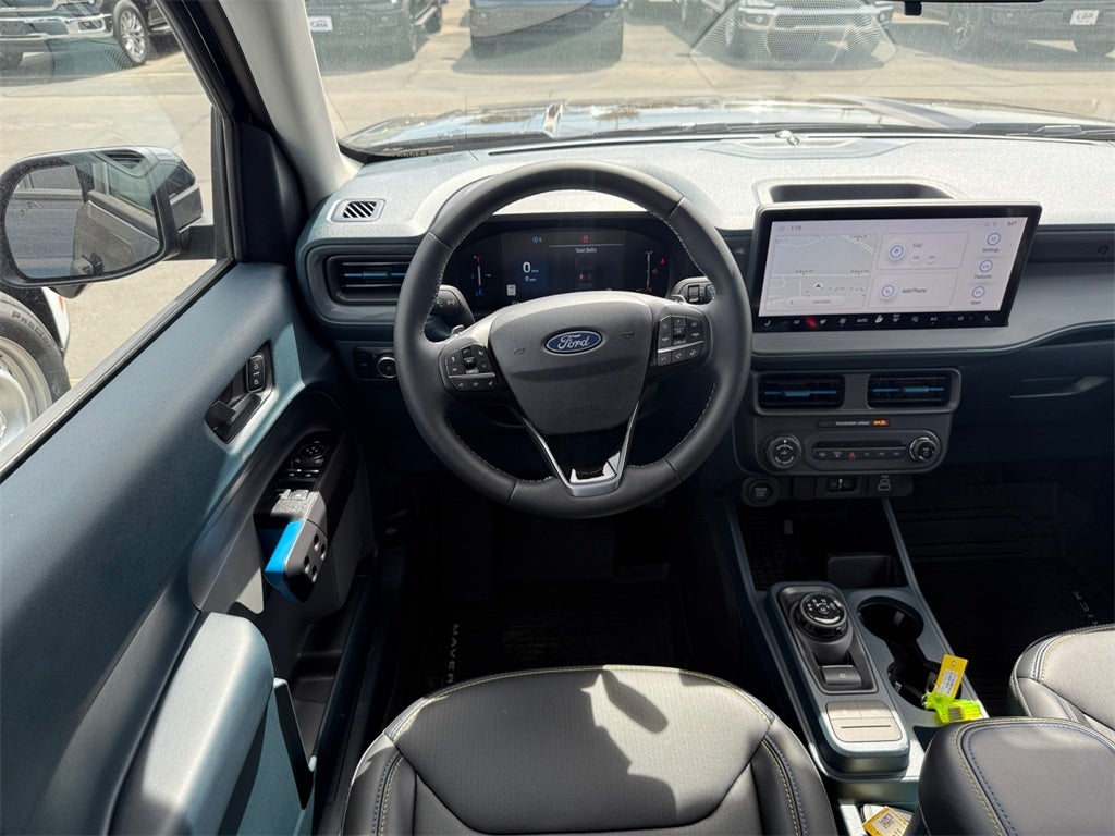 2025 Ford Maverick Lobo High