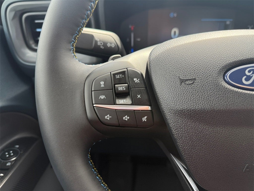 2025 Ford Maverick Lobo High