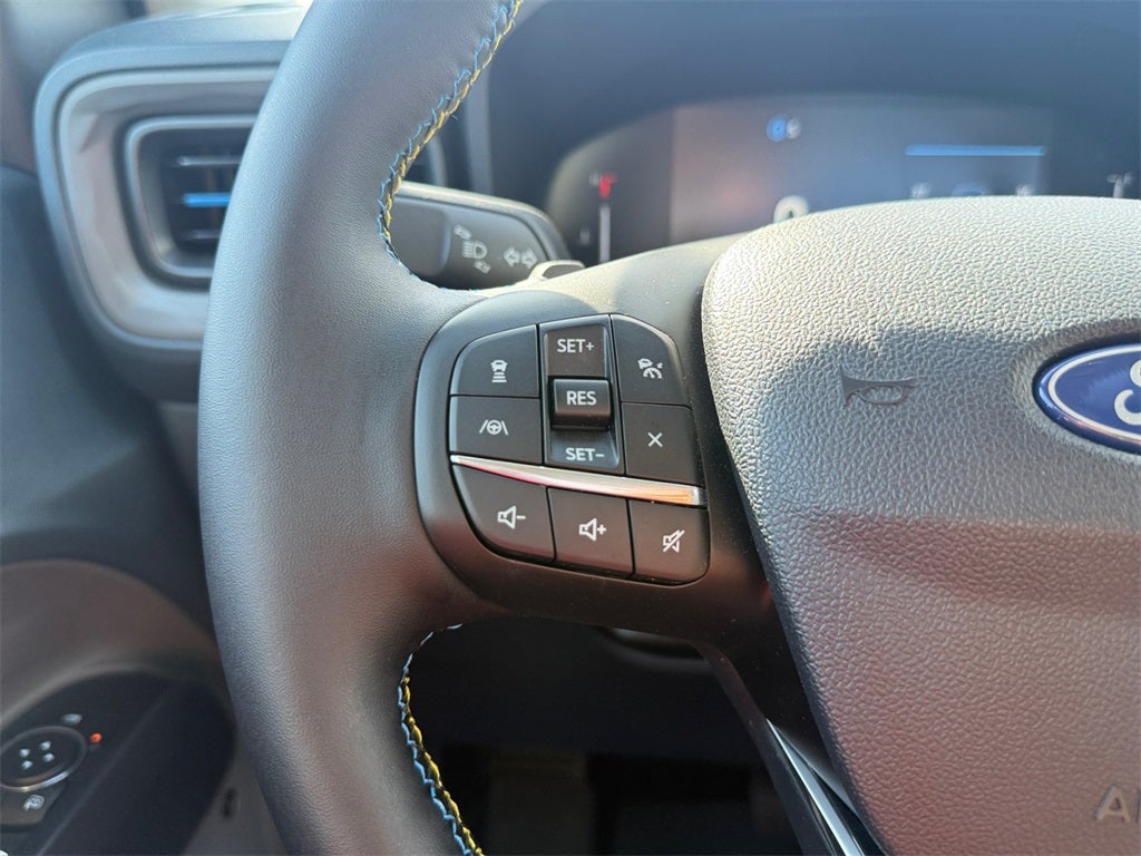 2025 Ford Maverick Lobo High