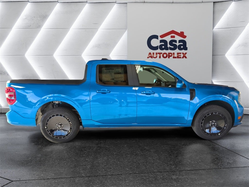 2025 Ford Maverick Lobo Standard