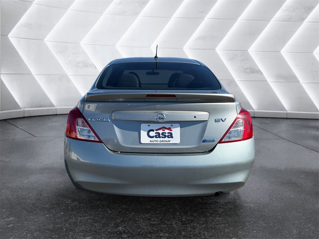 2013 Nissan Versa 1.6 SV