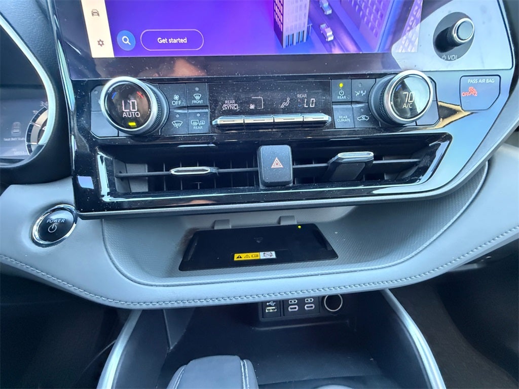 2023 Toyota Highlander Hybrid XLE