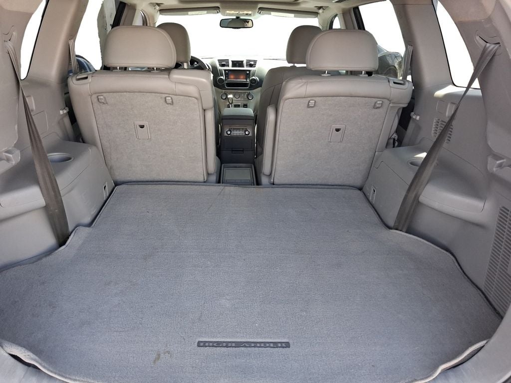 2013 Toyota Highlander SE