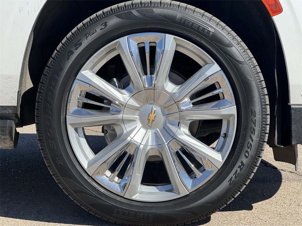 2023 Chevrolet Suburban High Country