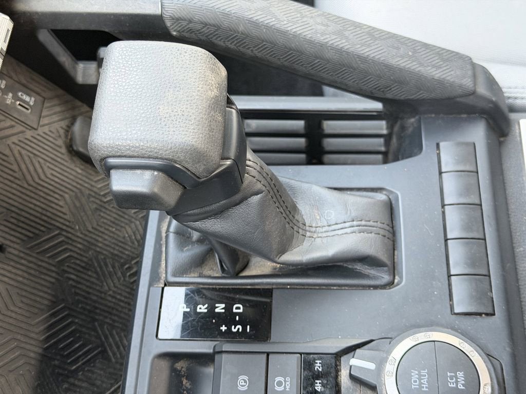 2024 Toyota Tacoma 4WD SR5