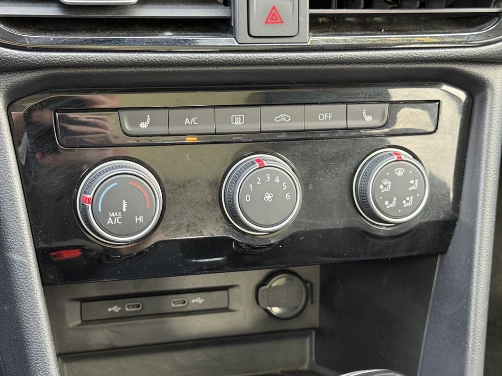 2023 Volkswagen Taos SE