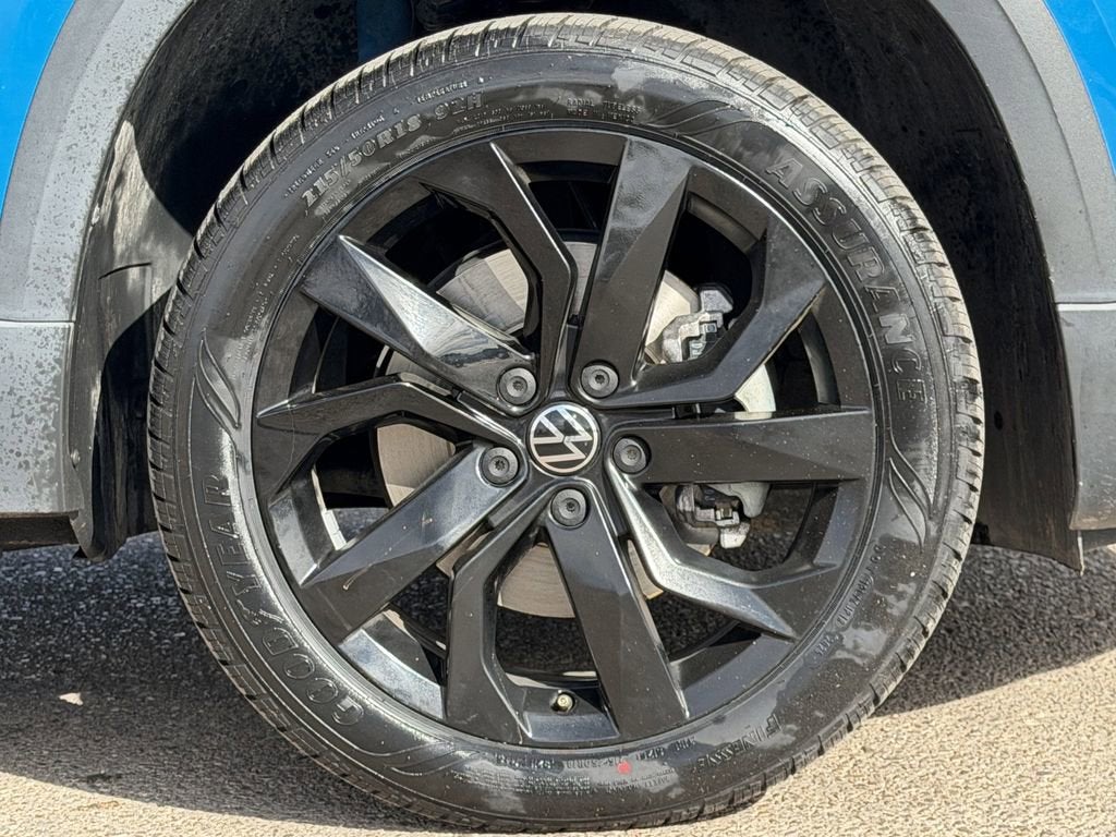 2023 Volkswagen Taos SE