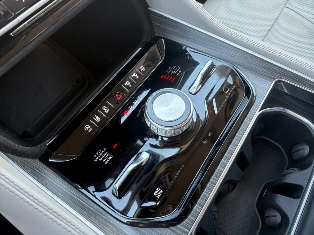 2023 Jeep Wagoneer Series III